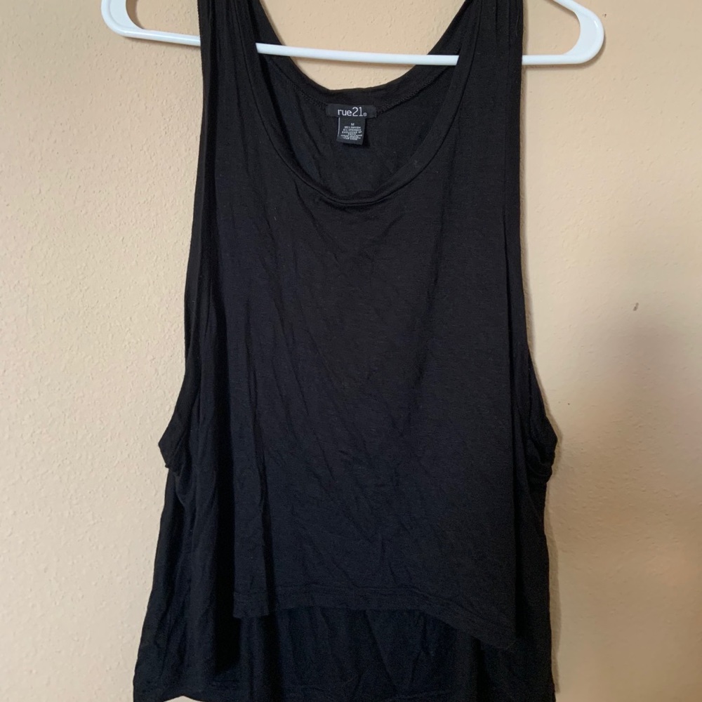 Sports Tank - Picture 2 of 3